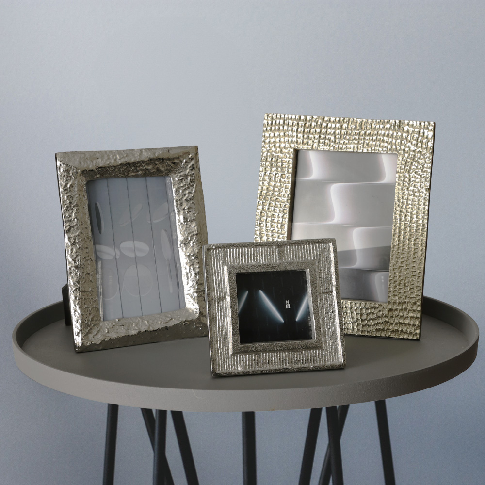 【先行受注】 金属から伝わる気品を思い出に添えて【EGY】