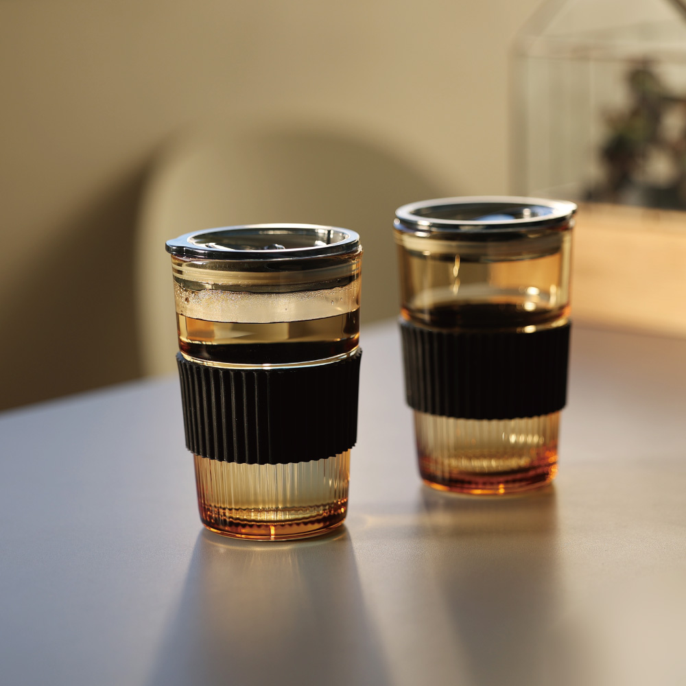 【先行受注】 重厚な琥珀色がアーバンなカフェタイムに【EMBER】