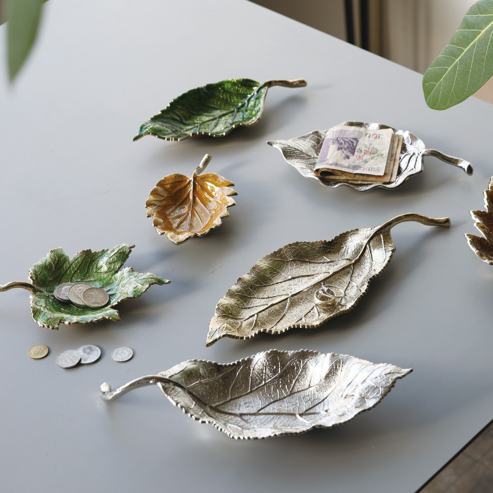 【先行受注】 優しく包み込む自然の器【LEAF TRAY】