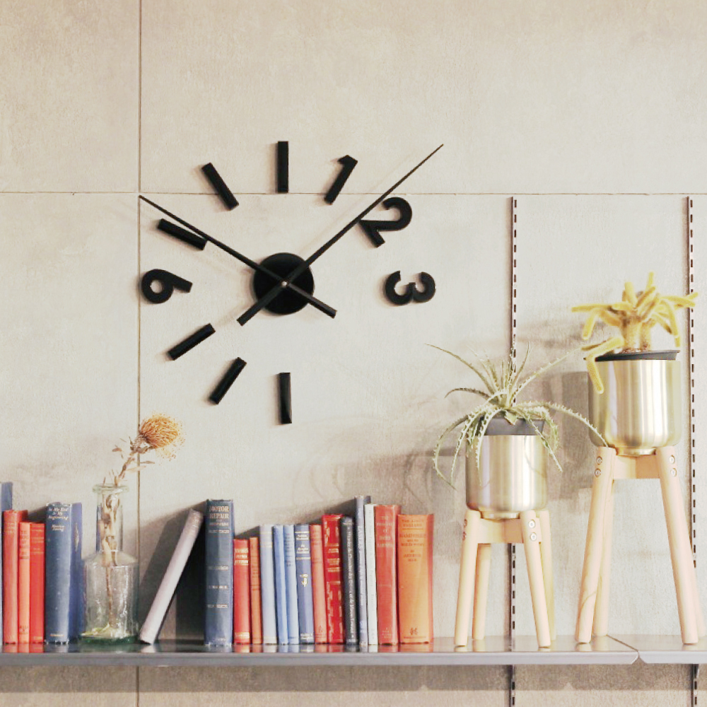 自由な発想で壁面をデザインする時計【SEPARATE CLOCK】